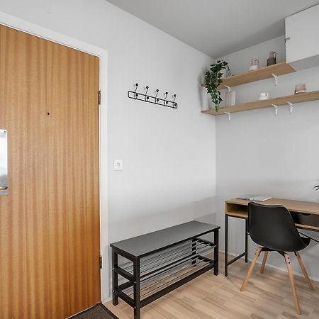Charming Studio - Stunning Panorama View Рейкявик Екстериор снимка