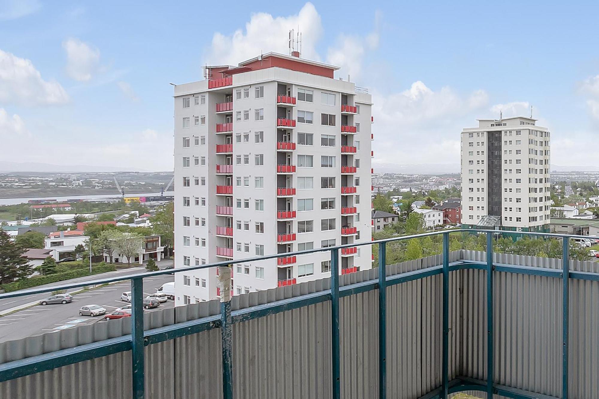 Charming Studio - Stunning Panorama View Рейкявик Екстериор снимка