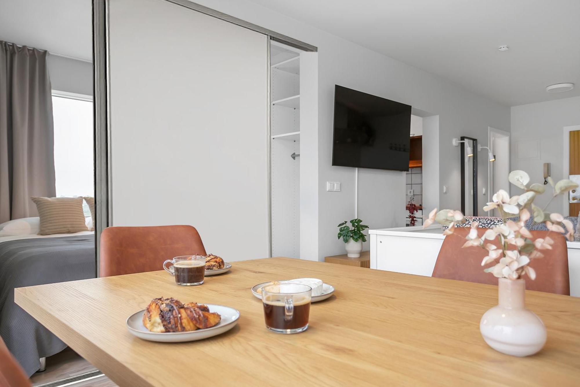 Charming Studio - Stunning Panorama View Рейкявик Екстериор снимка